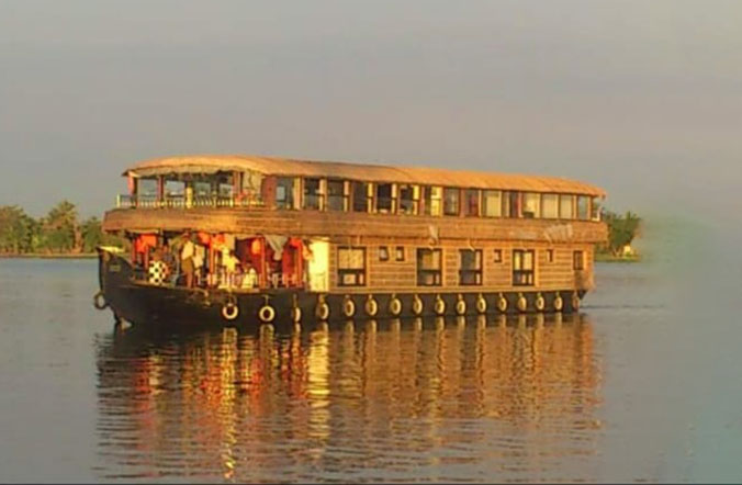 houseboats